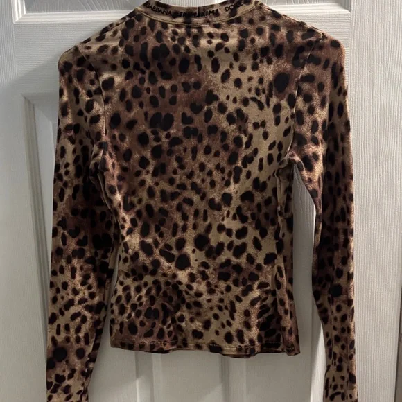 SKIMS DOLCE & GABBANA Leopard Print Long Sleeve Blouse - Picture 6 of 6